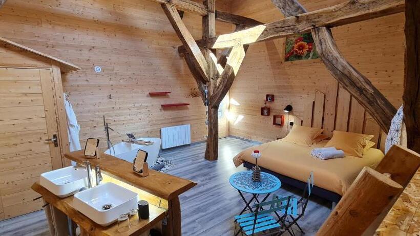 Пансион Maison D Hôtes Et Spa La Boucotte