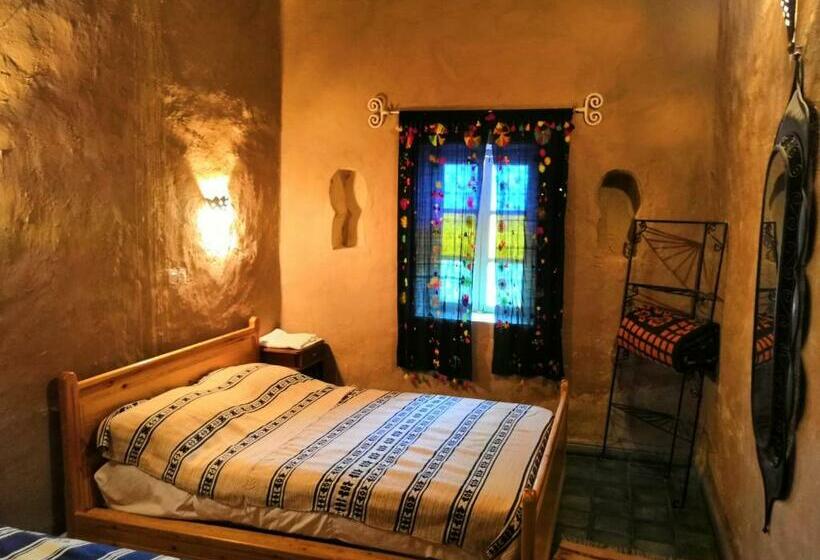 פנסיון Maison Zouala