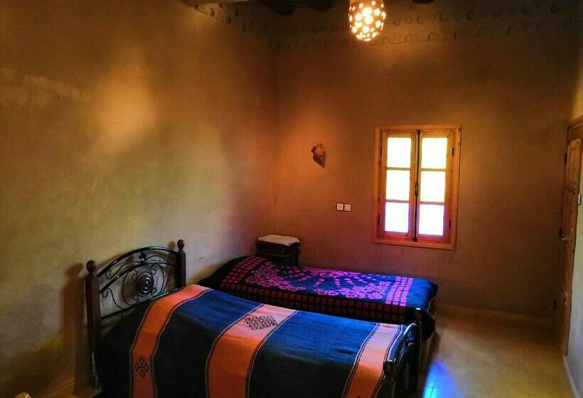 פנסיון Maison Zouala