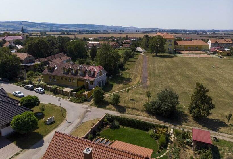 פנסיון Penzion U Maléřa