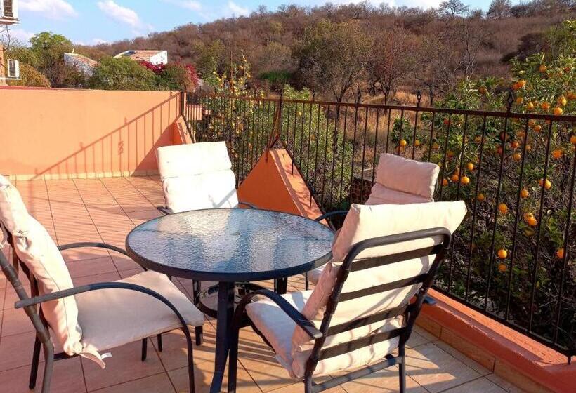 Пансион Pilanesberg View Guest House