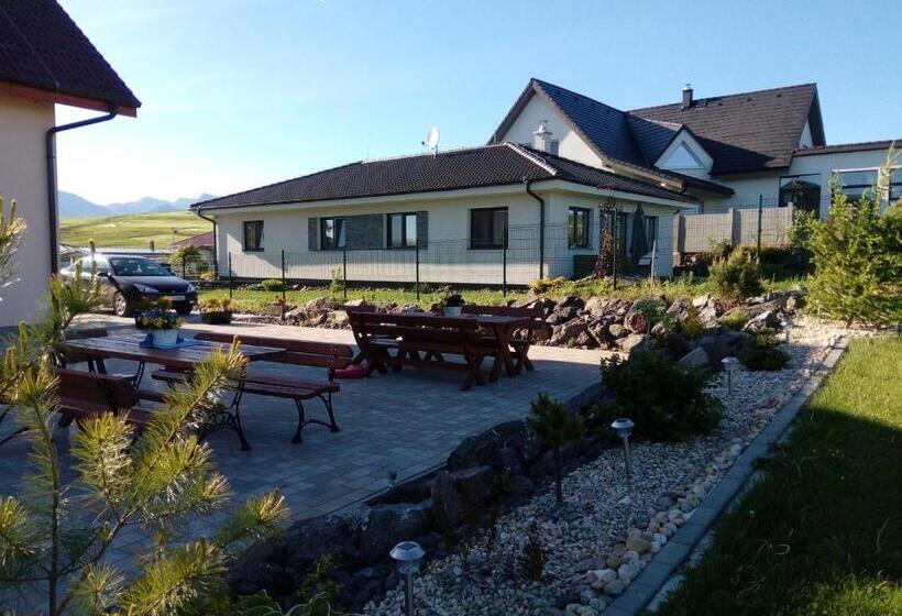 ペンション Privát Slavkov