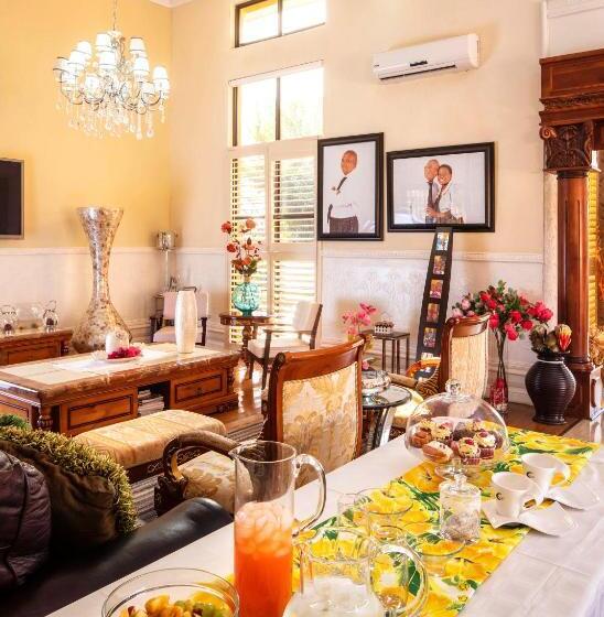 Пансион Selamod Village Guest House