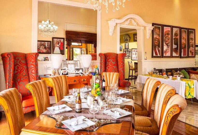 Пансион Selamod Village Guest House