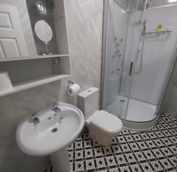 פנסיון Sergeants Accommodation