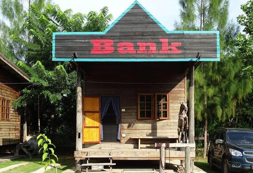 بنسيون Stonewood Cowboy City Resort