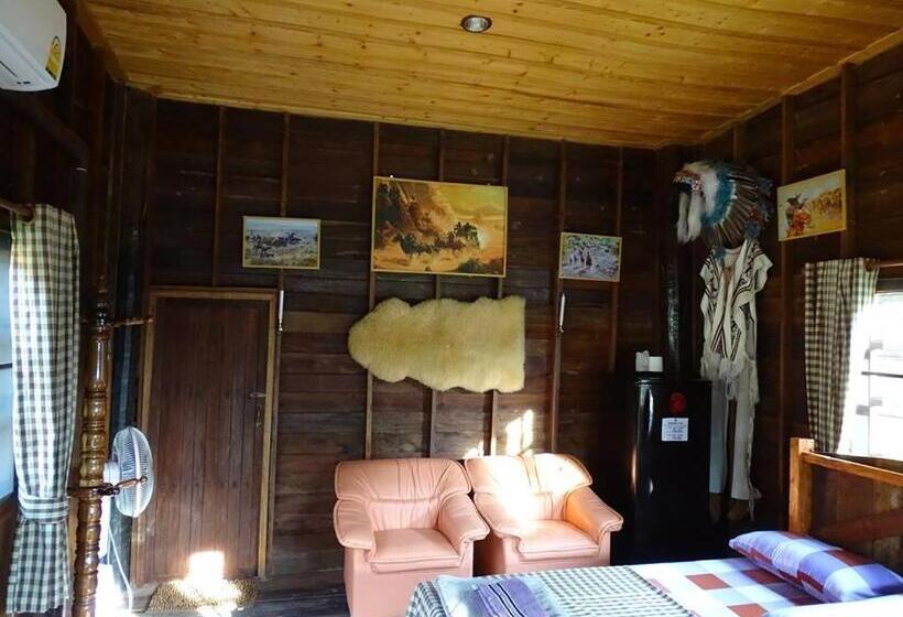 بنسيون Stonewood Cowboy City Resort