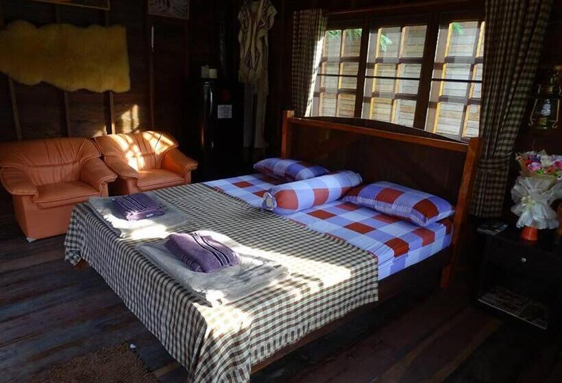 بنسيون Stonewood Cowboy City Resort