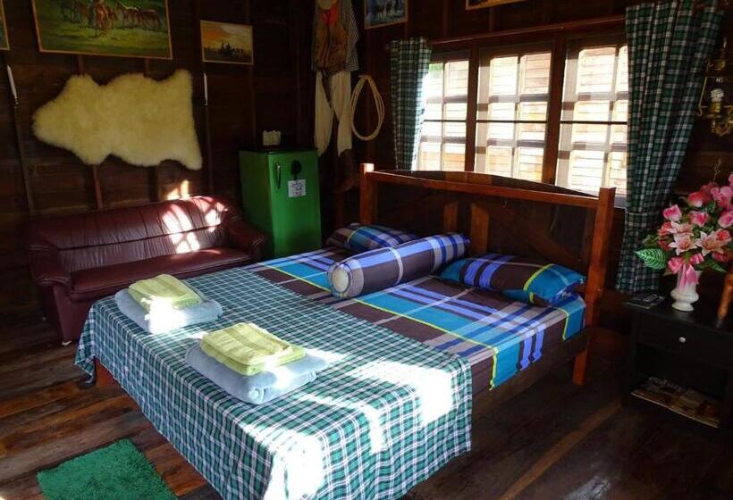 بنسيون Stonewood Cowboy City Resort