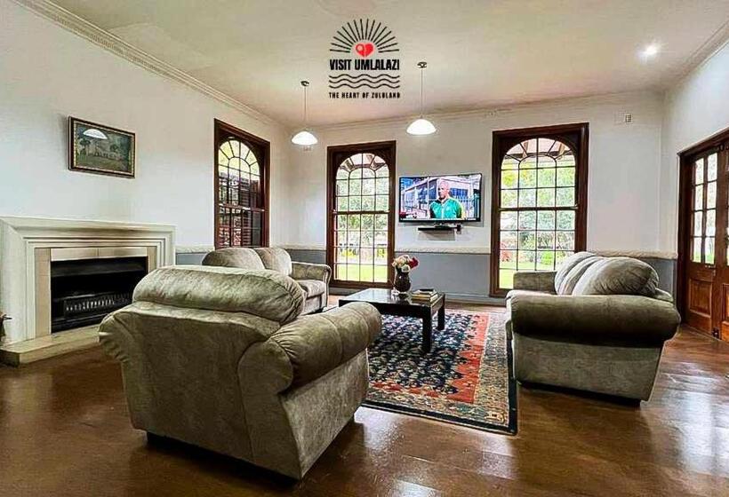 פנסיון The Sunbird Guesthouse