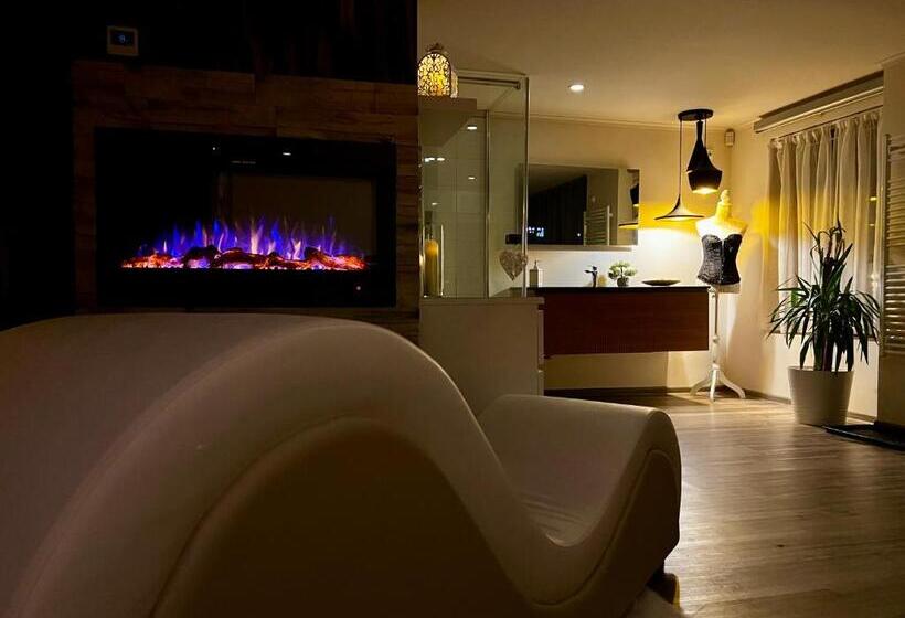 بنسيون Tulipán Vendégház