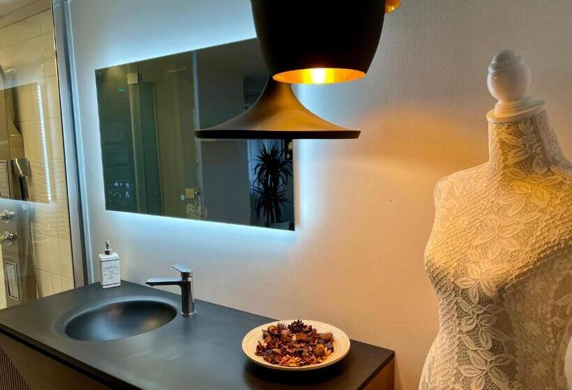 ペンション Tulipán Vendégház