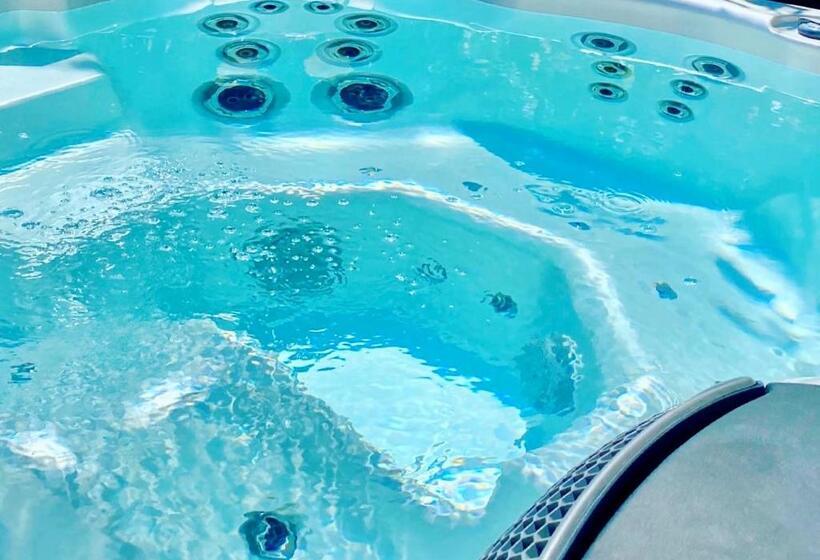 ペンション Tulipán Vendégház