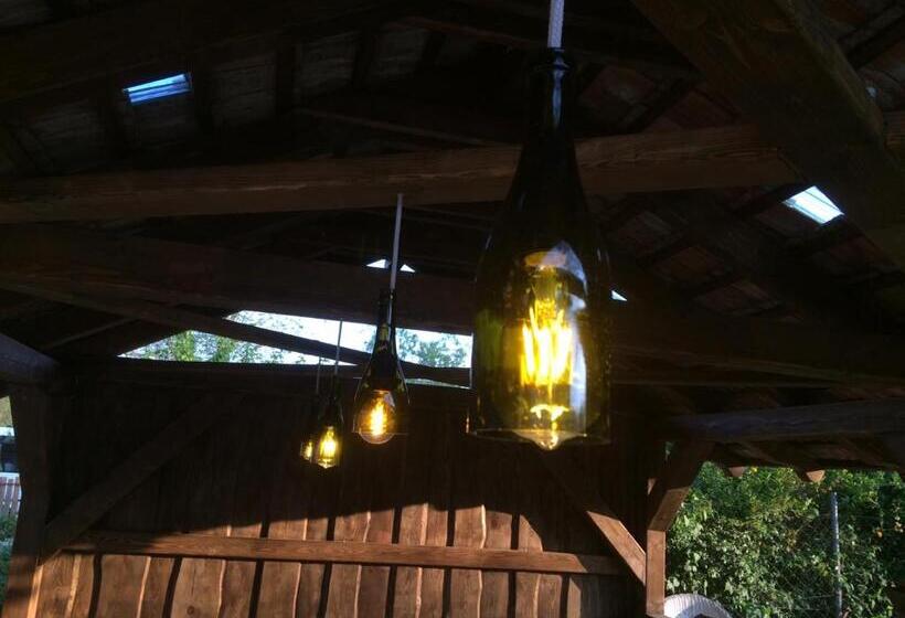 ペンション Villa Aromatique