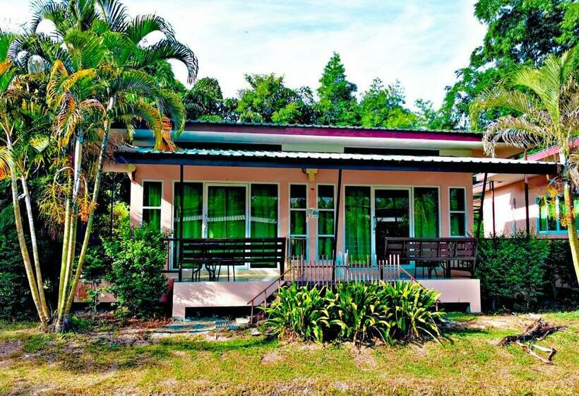 Resort ภูร์ชรินท์ รีสอร์ท