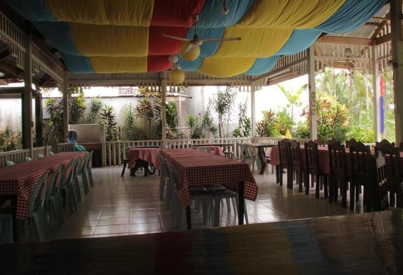 منتجع Oasis Resthouse