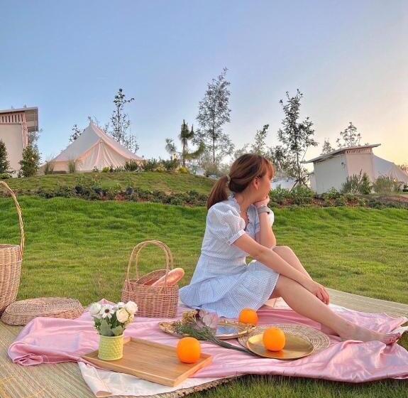 منتجع Sol Glamping At Khao Yai
