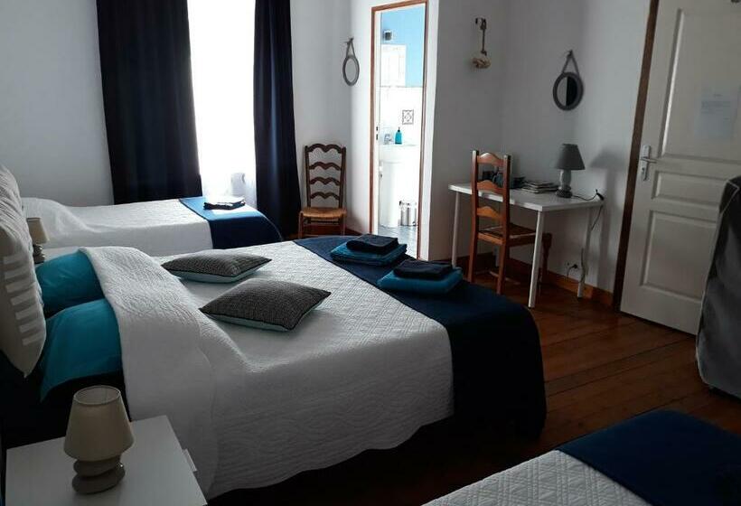 مبيت وإفطار Au Ker Lauriers Chambres Et Table D Hôtes