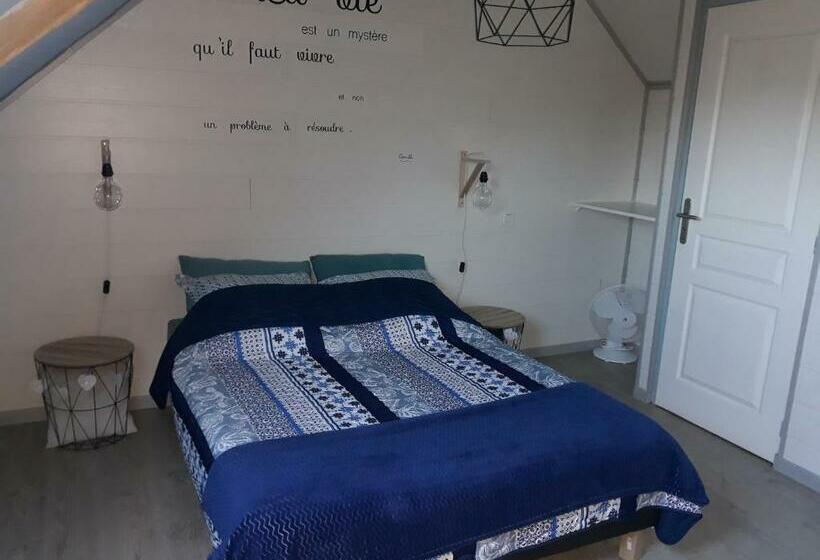 مبيت وإفطار Au Ker Lauriers Chambres Et Table D Hôtes