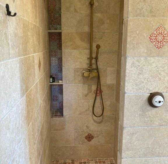 צימר Domaine De Combe Beluze