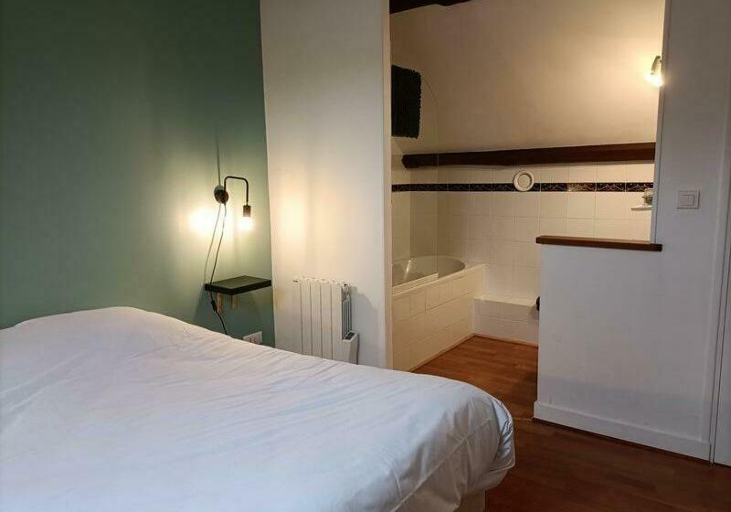 مبيت وإفطار Domaine De La Dijonniere Les Capucines