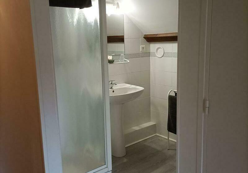 مبيت وإفطار Domaine De La Dijonniere Les Lierres