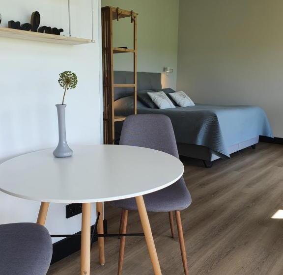 Bed and Breakfast Hippe Schuur