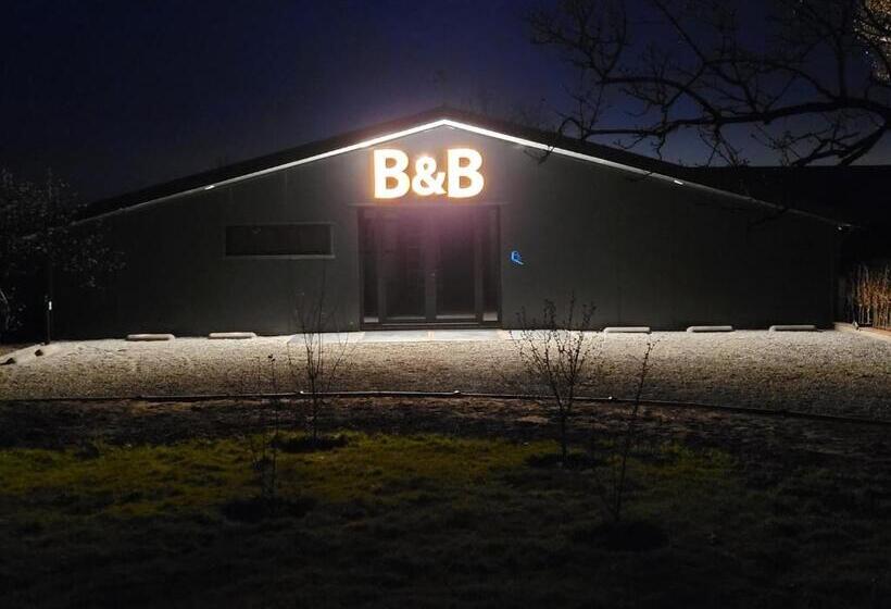 Bed and Breakfast Hippe Schuur