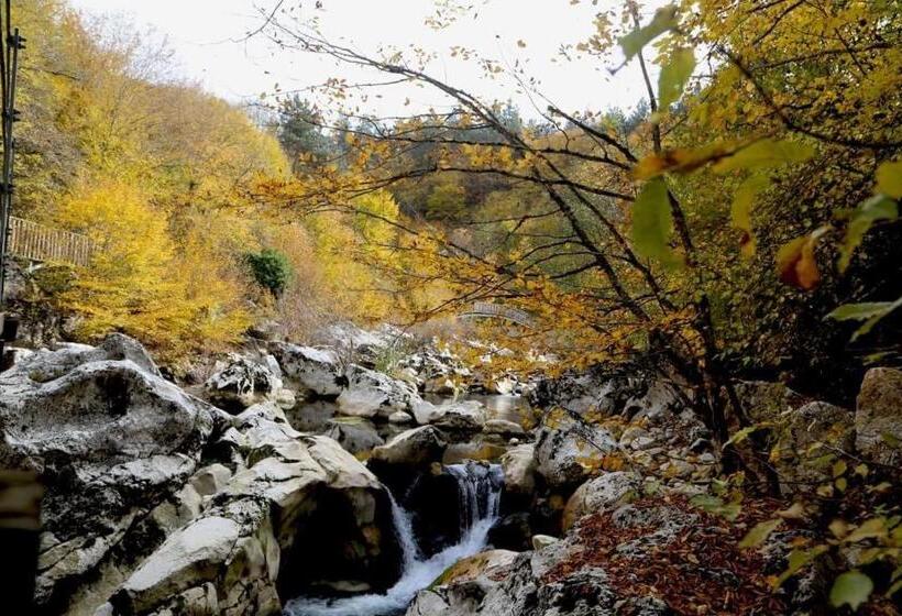 צימר Kanyon Park Otel Ve Restaurant