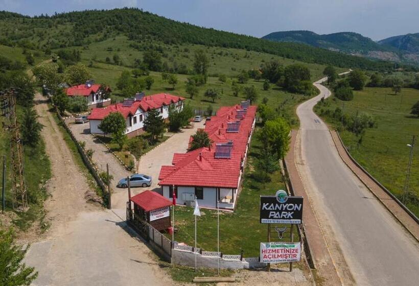 צימר Kanyon Park Otel Ve Restaurant