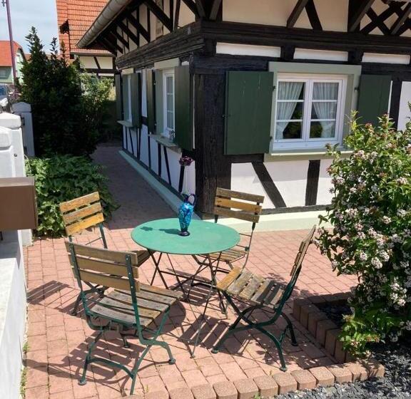 مبيت وإفطار La Clé Du Temps