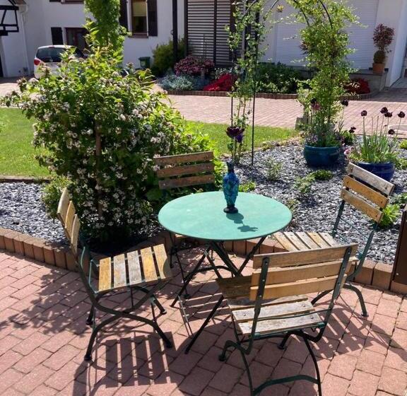 مبيت وإفطار La Clé Du Temps