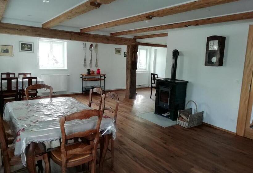 مبيت وإفطار La Clé Du Temps