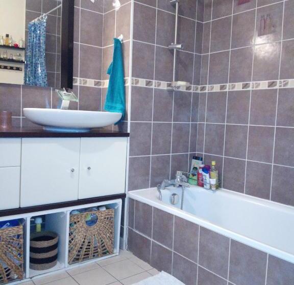 צימר # Prix Travellers Awards 2023 Et 2024 Lac Leman Velos Viarhôna Geneve Annecy