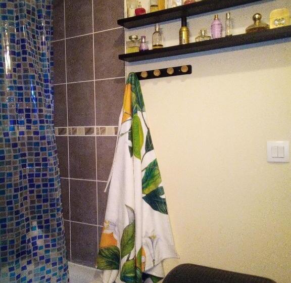 צימר # Prix Travellers Awards 2023 Et 2024 Lac Leman Velos Viarhôna Geneve Annecy