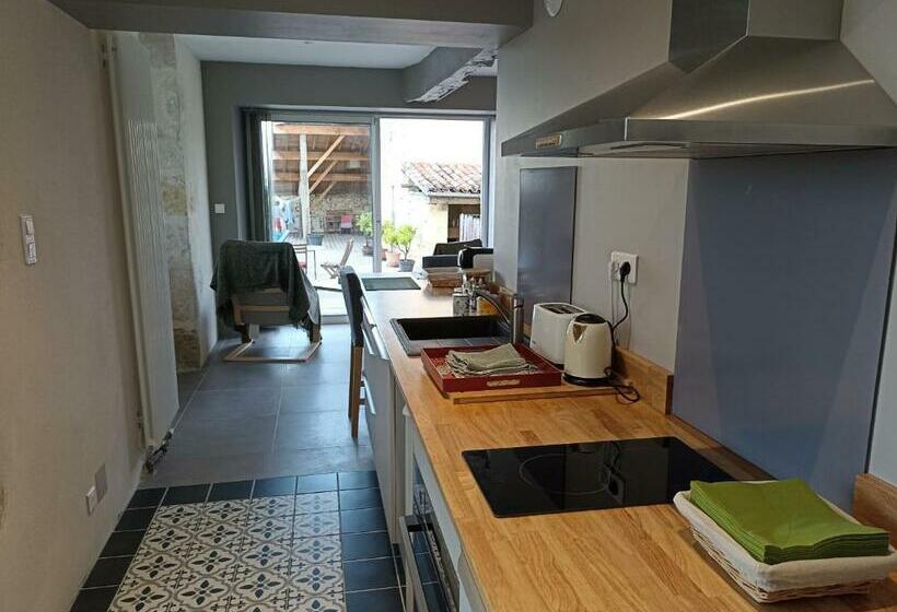 민박 Pigeonnier De Sabaillan