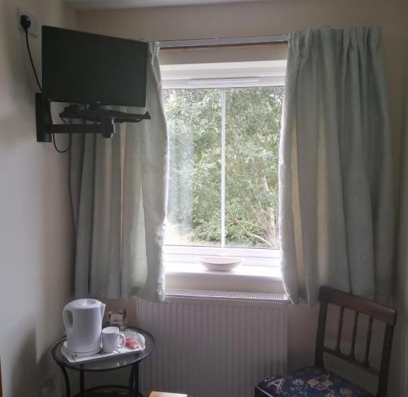 Bed and Breakfast The Old School