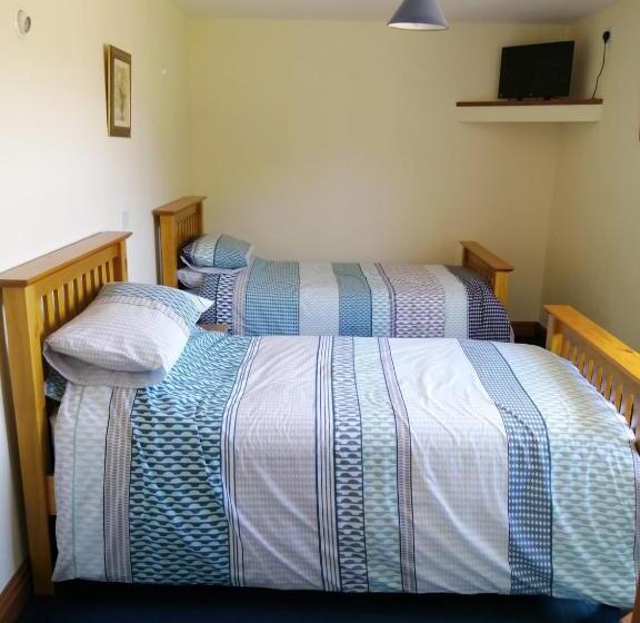 Bed and Breakfast The Old School