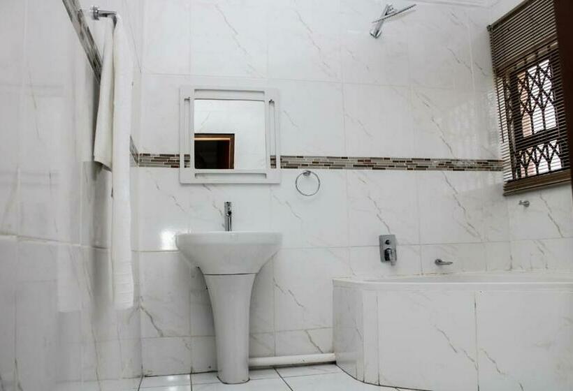 Bed and Breakfast Tshukudu E Ntsho