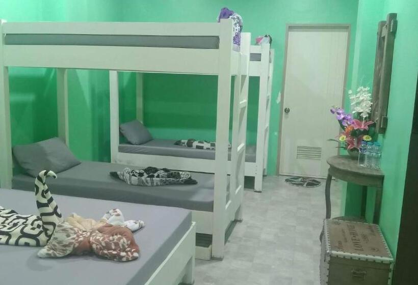 هتل Airusxander Front Beach Resort