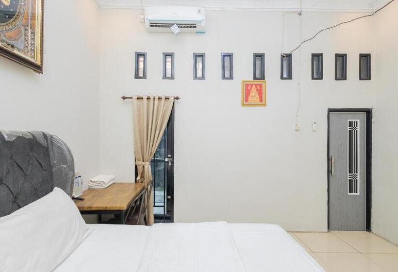 ホテル Boss Residence Serang Mitra Reddoorz