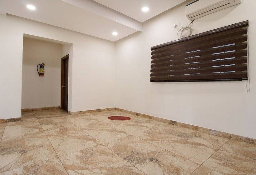 Hotel Fabexpress Yuvan