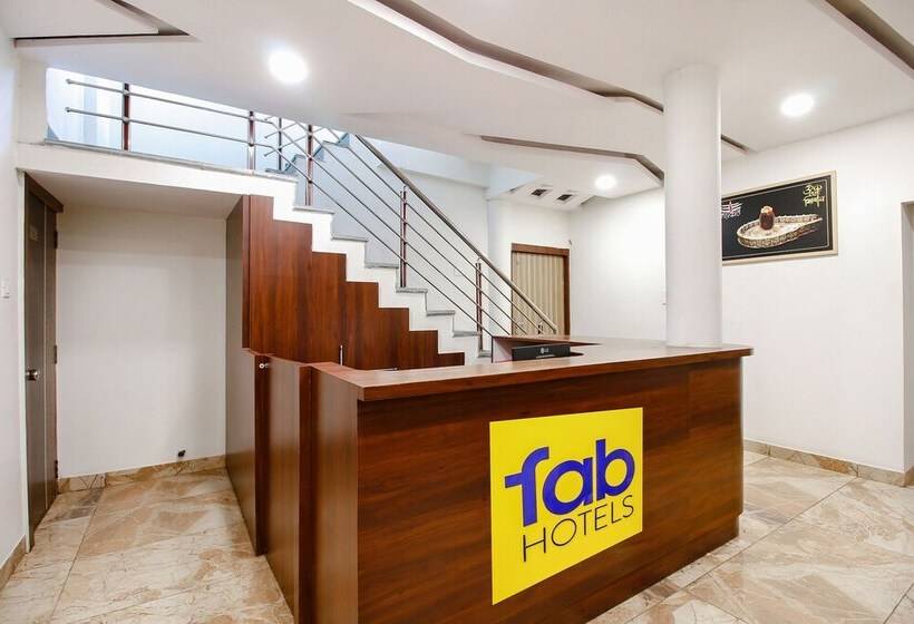 Hotel Fabexpress Yuvan