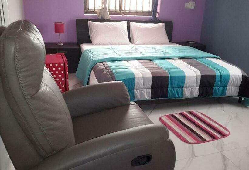 בית מלון כפרי Impressive Colours Lodge   Akropong Akuapem