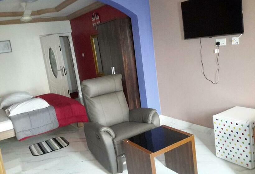 בית מלון כפרי Impressive Colours Lodge   Akropong Akuapem