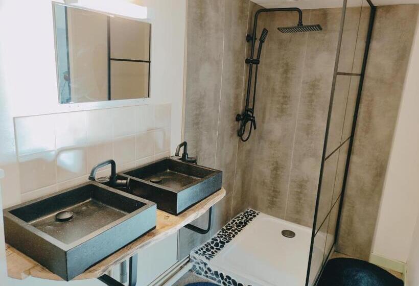 فندق Le Ys Lounge Bar