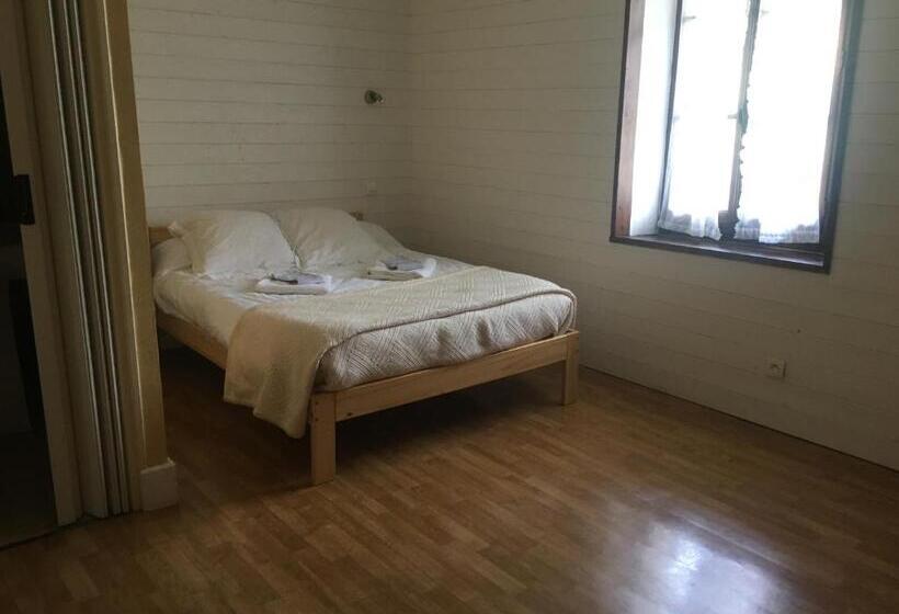 בית מלון כפרי Mazin