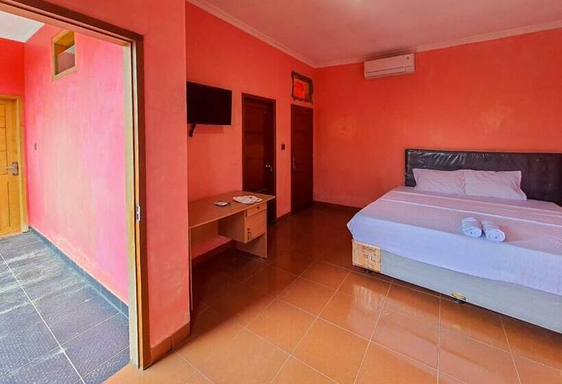 בית מלון כפרי Pakde Air Cafe And Homestay Grabag Magelang Mitra Reddoorz