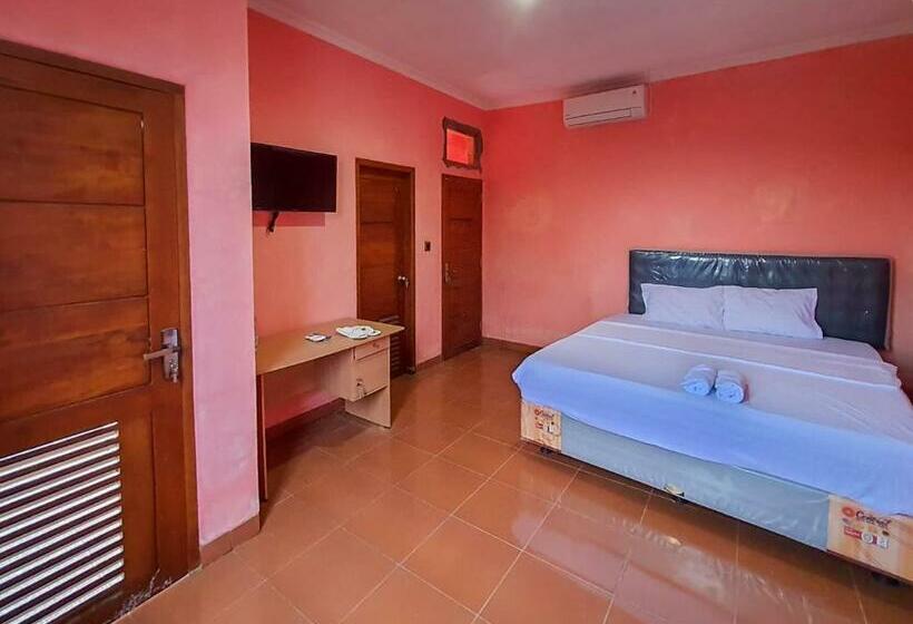 בית מלון כפרי Pakde Air Cafe And Homestay Grabag Magelang Mitra Reddoorz