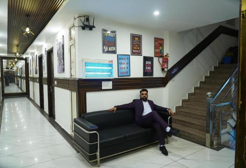 בית מלון כפרי Red Apple Near Railway Station Chandigarh